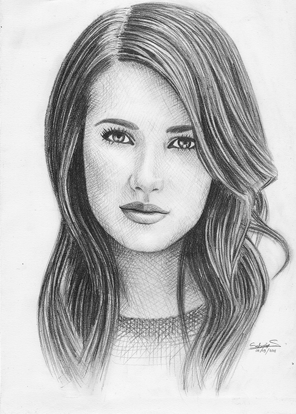 Emma Roberts Drawing Professional Artwork